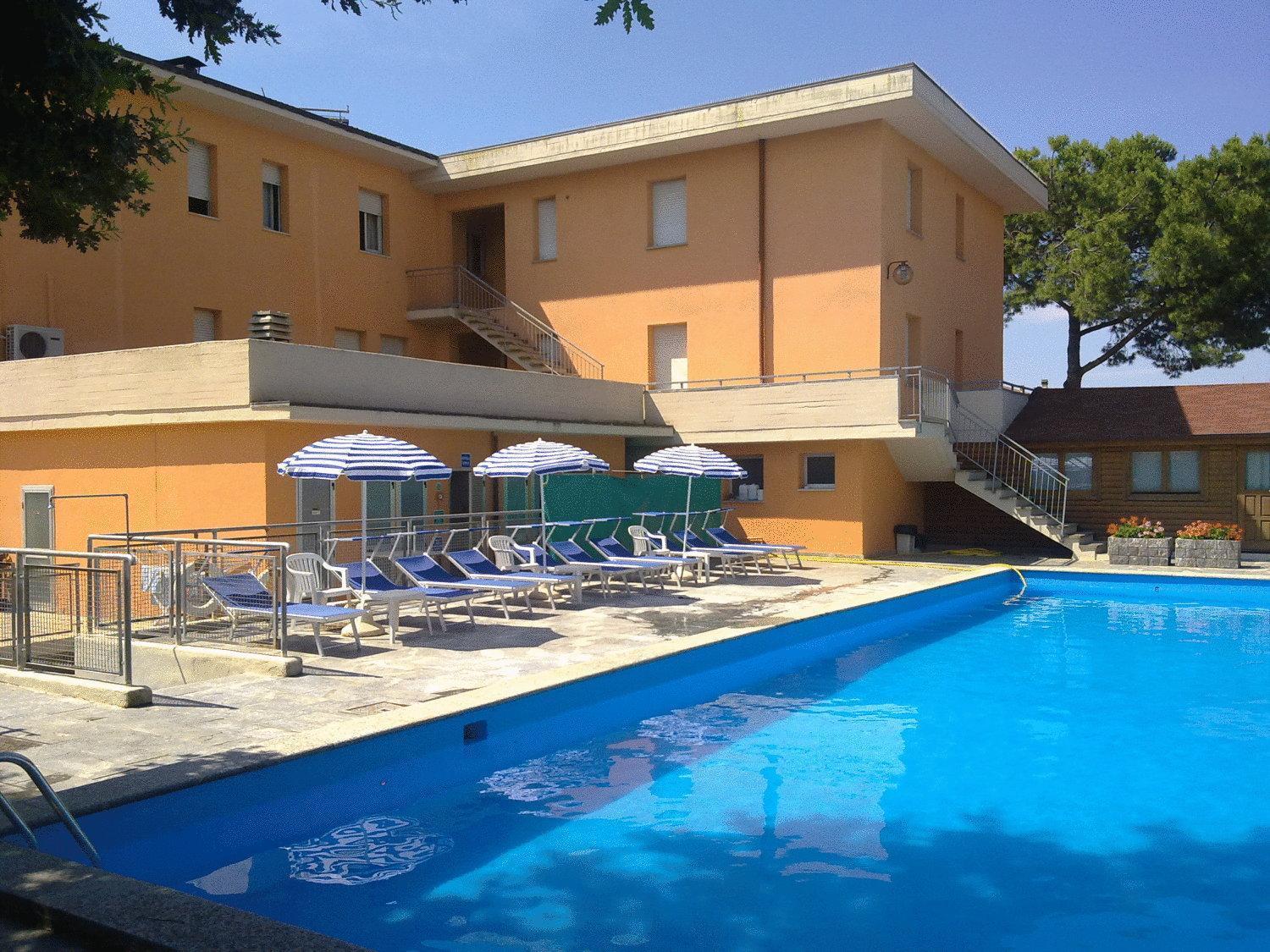 Hotel Trasimeno Bittarelli كاستيغليون ديل لاغو المظهر الخارجي الصورة