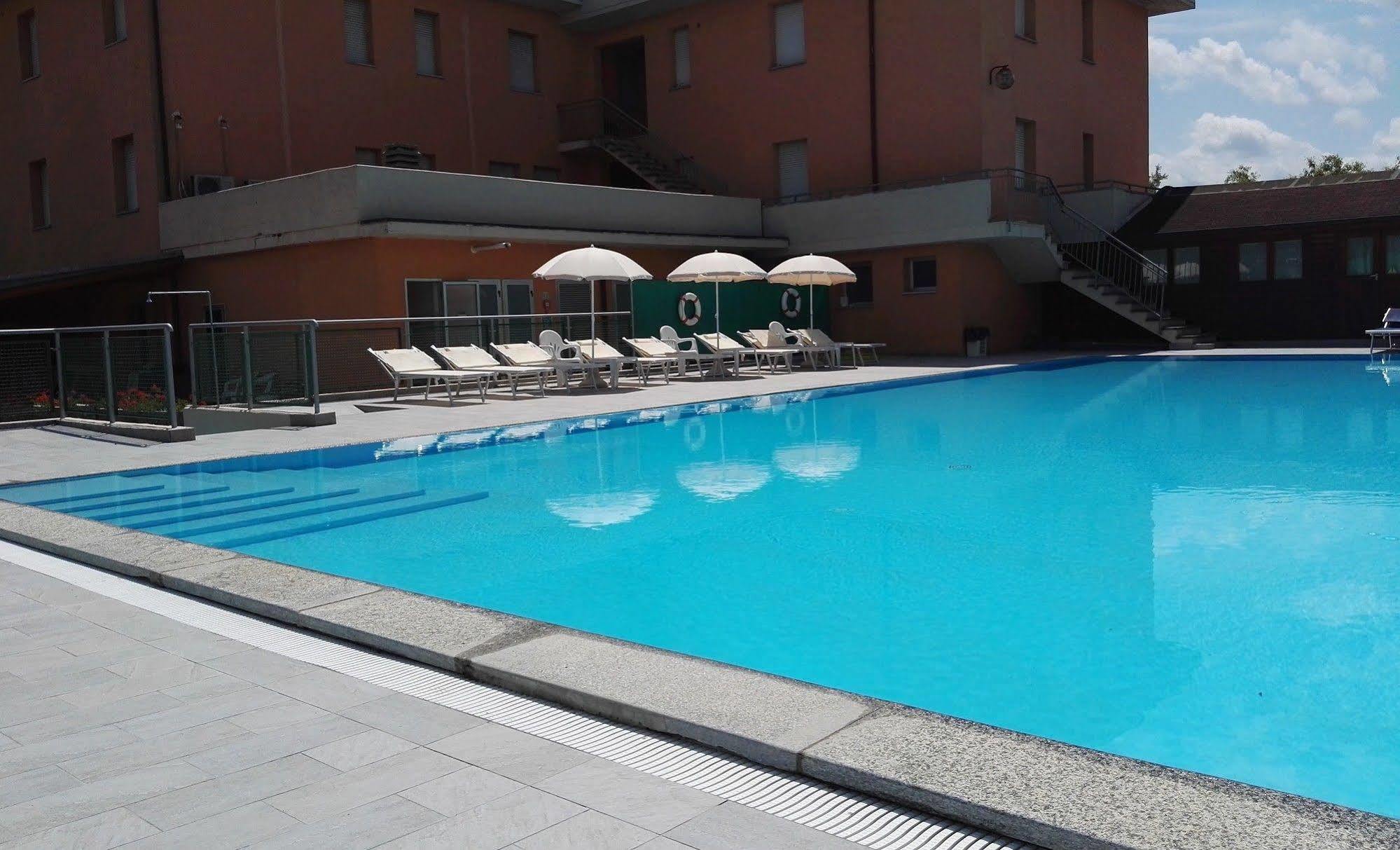 Hotel Trasimeno Bittarelli كاستيغليون ديل لاغو المظهر الخارجي الصورة